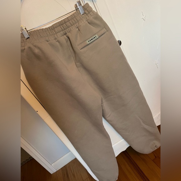 COMFRT Travel Essentials Hoodie and Sweatpants Set - medium, color = Stone - Picture 10 of 12